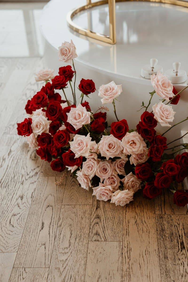 Succulent Wedding Bouquets & Arrangements: Ideas & Tips